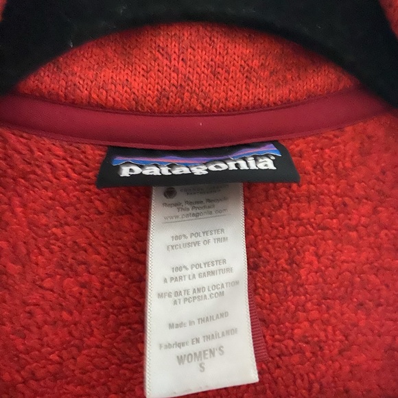 Patagonia ‘Better sweater’ red zip-up sweater/fleece— in perfect condition - Picture 2 of 2